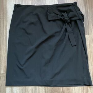Tahari Black Pencil Skirt with Bow Detail